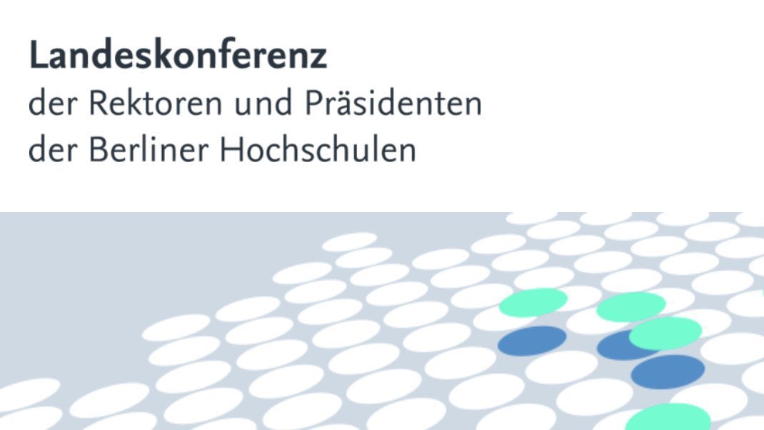 FU_Berlin's tweet photo. #LKRP-Vorstand: Berliner Hochschulen reagieren mit Betroffenheit auf den Angriff an der @UniHeidelberg und sind in Gedanken bei den Opfern der Gewalttat und deren Angehörigen sowie allen Mitgliedern der Universität. https://t.co/9mhKYvG0qo https://t.co/QOGywhph3o