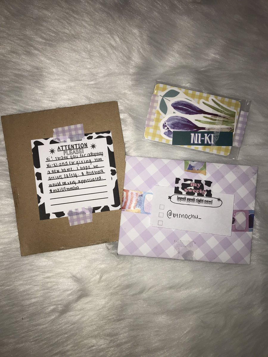 05carts's tweet photo. [ #05collects ] 

received! super happy with my purchase, thank you so much @jongseongcartt for the smooth transaction and the group pc freebie 

‘til my next one 🥰❤️

#mailsfromsha https://t.co/ZkPLJuHxmF