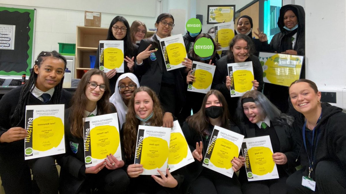 SarahDEnvision's tweet photo. Team OAB Refugee Rights from @OABrislington smashed the Community Apprentice Programme, and are therefore the winning team for the 2021-22 Bristol cohort! Congratulations girls, your determination to raise awareness for @BristolRefugeeR, and develop your skills was inspiring!🥳 https://t.co/p0xET8jlLF