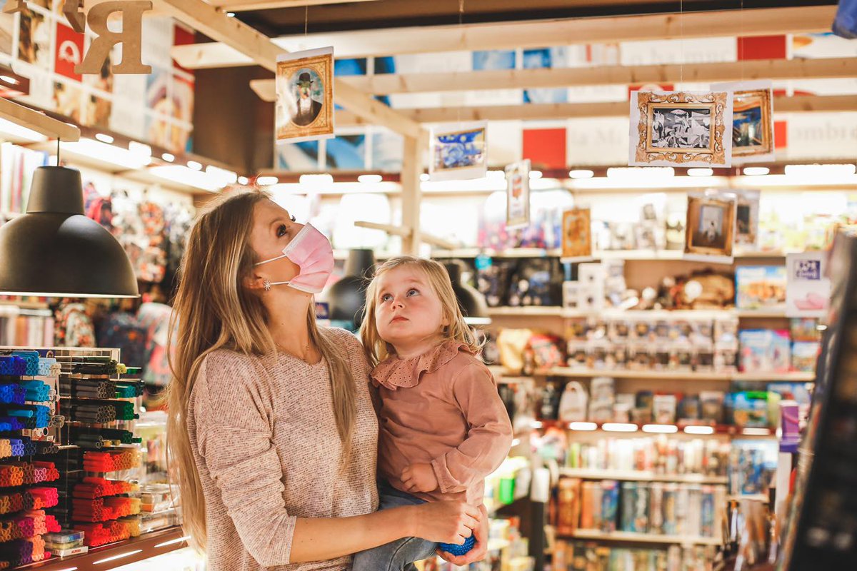 📚En Santos Ochoa encontrarás todo lo que necesitas para dejar volar tu imaginación.📚
—
🇬🇧𝘼𝙩 Santos Ochoa 𝙮𝙤𝙪 𝙬𝙞𝙡𝙡 𝙛𝙞𝙣𝙙 𝙚𝙫𝙚𝙧𝙮𝙩𝙝𝙞𝙣𝙜 𝙮𝙤𝙪 𝙣𝙚𝙚𝙙 𝙩𝙤 𝙡𝙚𝙩 𝙮𝙤𝙪𝙧 𝙞𝙢𝙖𝙜𝙞𝙣𝙖𝙩𝙞𝙤𝙣 𝙛𝙡𝙮.