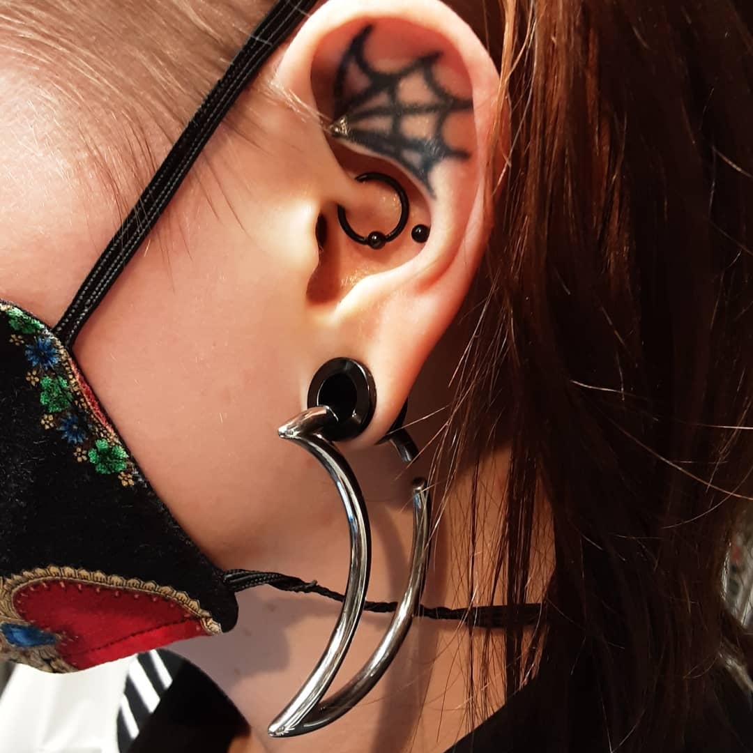 BlueBananaUK's tweet photo. Have you checked out our gorgeous Ear Weights &amp; Hangers? 😍

Get 3 for 2 here: https://t.co/cMl0OWmYPl 👈 

📷 @bluebananaexeter 

#bluebanana #bluebananauk #piercings #piercingjewellery #earpiercings 
#bodymodification #plugsandtunnels #earweights #stretchlobes #earhangers https://t.co/rbdmhOEseY