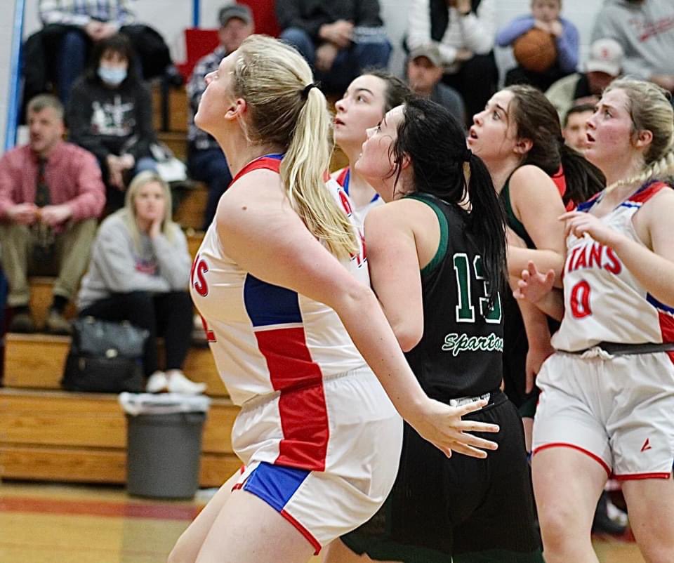 springs_girls's tweet image. 🔴Gameday!🔵

🆚  Castlewood 
⌚️ V -6:15
📍 Twin Springs
📺 NFHS

#GBR #TEAM #progessoverperfection