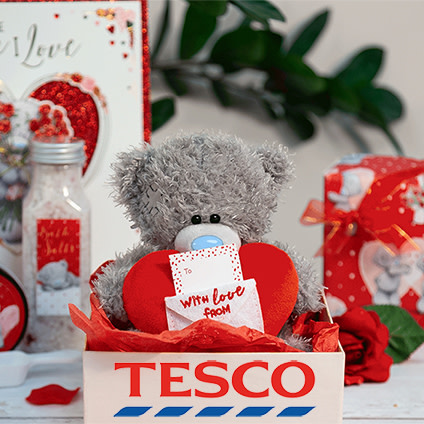 _Me_to_You's tweet photo. Win a £1000 voucher towards a Valentines getaway in the hotel of your dreams!
For entry details discover our Valentine's range instore at @Tesco 💓

#tattyteddy #metoyoubears #valentinescompetition #valentineday #tesco https://t.co/PkuF2FuxLR