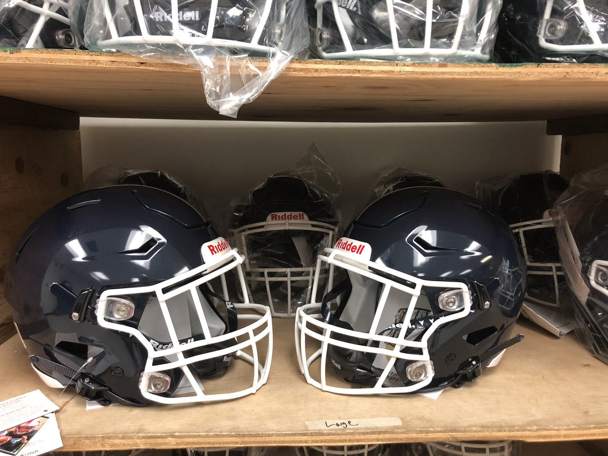 Huge thank you to <a href="/JoshBevins/">Josh Bevins</a> for hooking us up with these!! The Cougs will be repping new lids this Fall! #CougarFootball