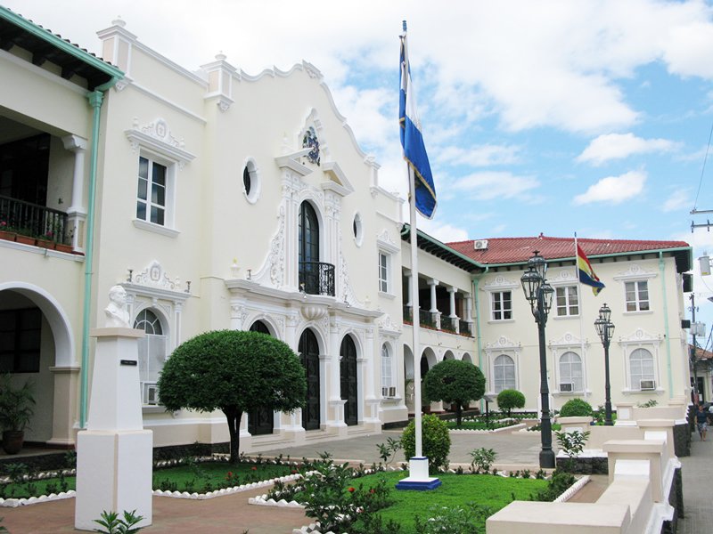 210 años de historia universitaria de la Bicentenaria UNAN León. La Universidad del pueblo de #Nicaragua ❤️ 🇳🇮

#DerechoUNANLeon 
#210AñosUnanLeon
#LeonRevolucion