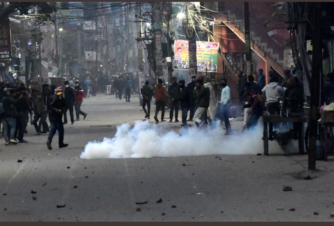 JaySuryaKumar9's tweet photo. You had declared the farmers as "terrorists" and "Khalistan"... now are you bent on proving the youth of the country as "traitors"..?

#JusticeForStudents https://t.co/9EdKQItNg5