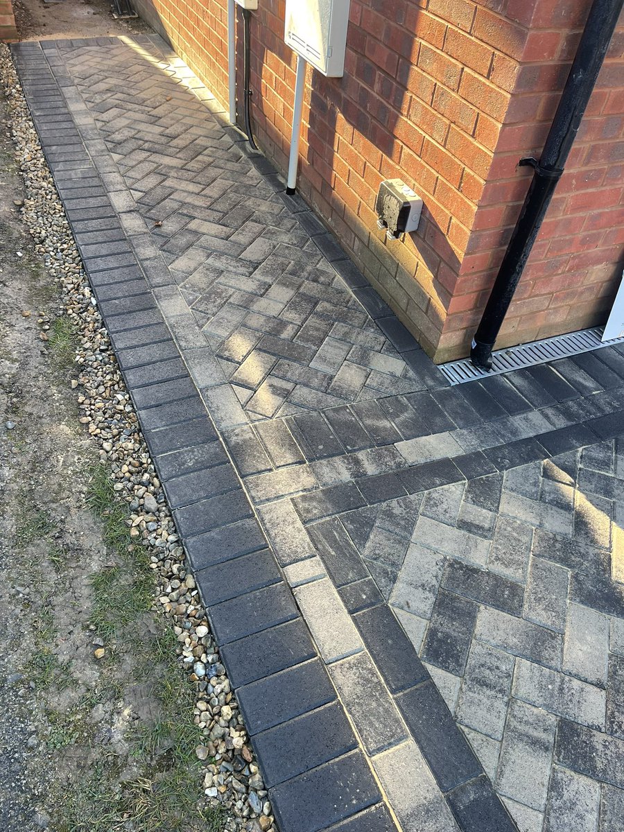 onsitepaving's tweet photo. https://t.co/bQ8jX39167. @Tobermore https://t.co/YwWouOYl5v