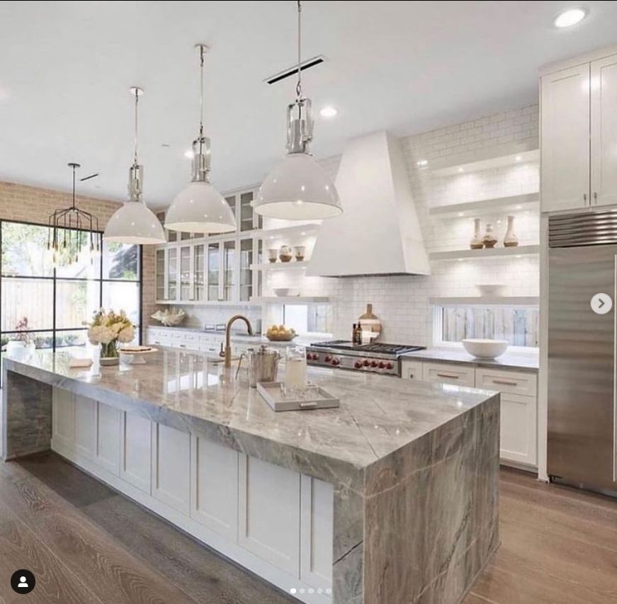 ABDLosAngeles's tweet photo. Let it snow while I���m baking… what’s your favorite thing to bake?  

credit: Covington Builders  &amp; Josh Gremillion photography 

Check out our portfolio: https://t.co/xu7p0sm3VW   
#residentialconstruction #design #newhomeconstruction https://t.co/QIIdus2Ykh