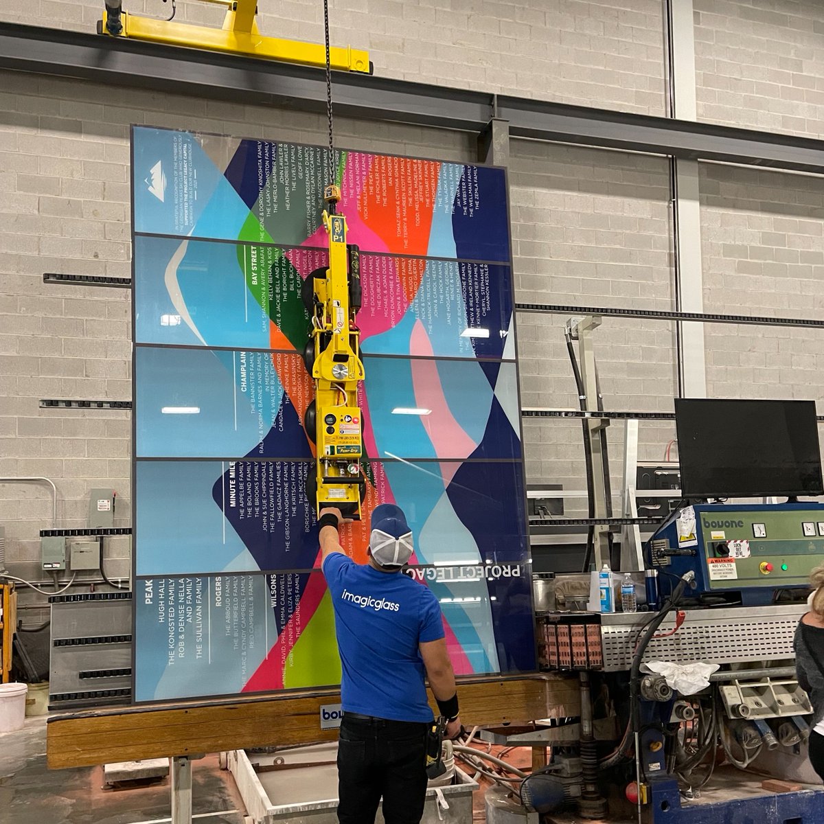 ImagicGlass's tweet photo. We are so thrilled to have been part of The Georgian Peaks Club donor wall project. 

This donor wall was built to recognize members who donated funds towards the construction of the new ski lodge at The Georgian Peaks.  

#DigitallyPrintedGlass #ImagicGlass #GeorgianPeaksClub https://t.co/pADjE0UoAo
