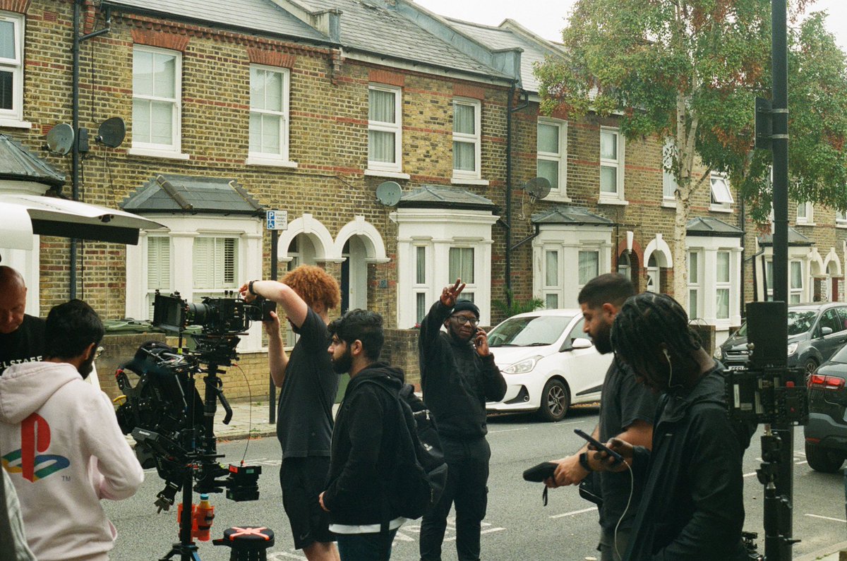 MRMTMMG's tweet photo. 27 today🎈

I’m working on my first upcoming film this year titled ‘Penny Up’

It follows 4 students who decide to run a heist on the last day of year 11, the kickstart has been launched as of today! 

Anything you can contribute will be appreciated ❤️
https://t.co/A3TuyaQ37R https://t.co/9usS9Rni3R