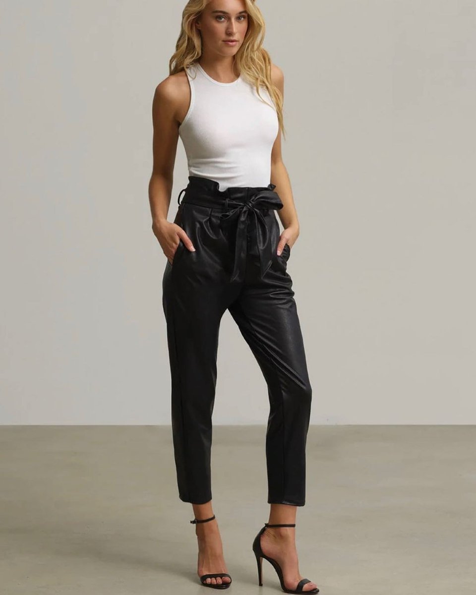 Work or Party? Shop this style at Jackie Z Style Co. 🖤 

#JackieZStyleCo #Work #Party