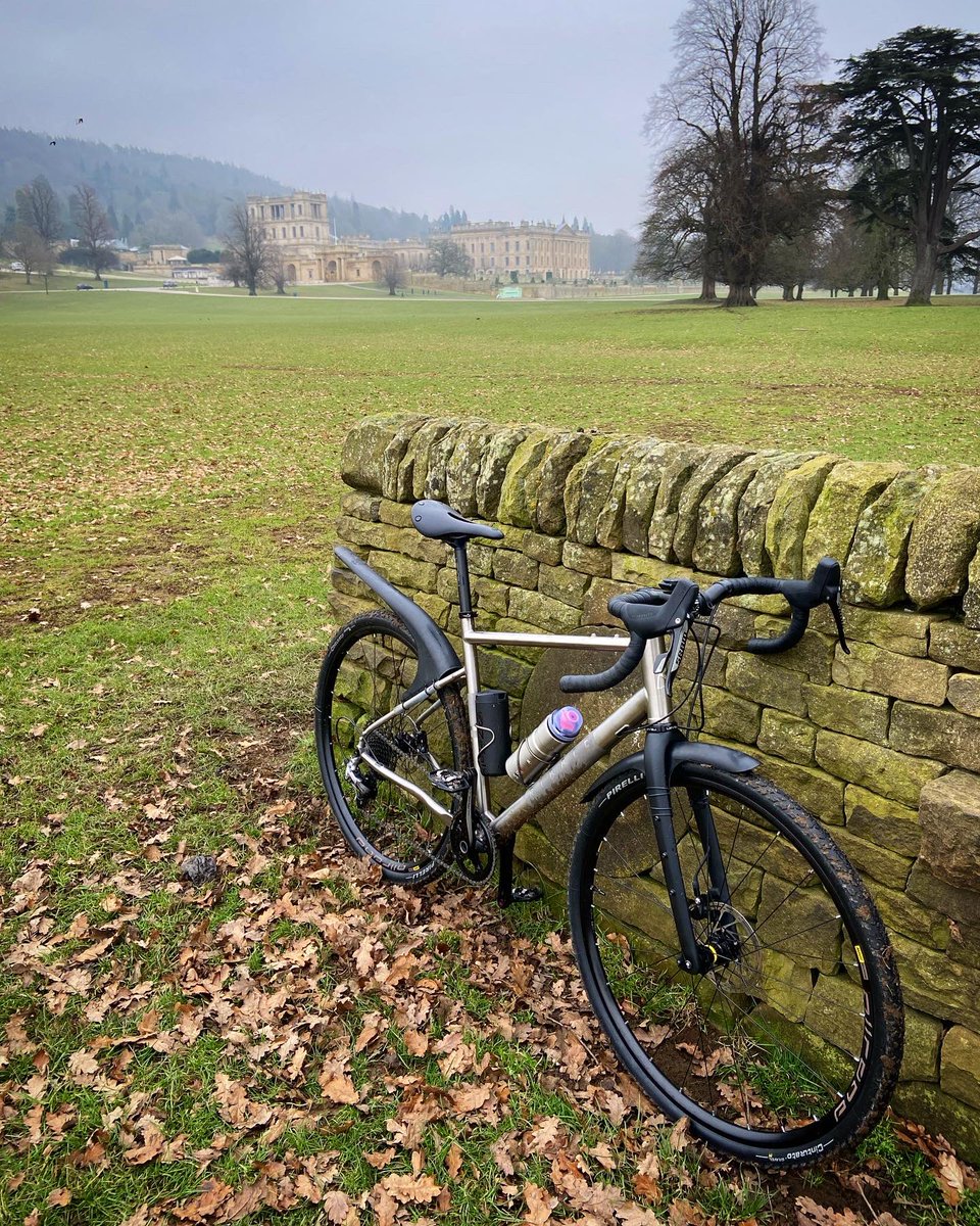 radders_79's tweet photo. Bit of exploring around @ChatsworthHouse on chilly trials #myribble https://t.co/li5Boma2il