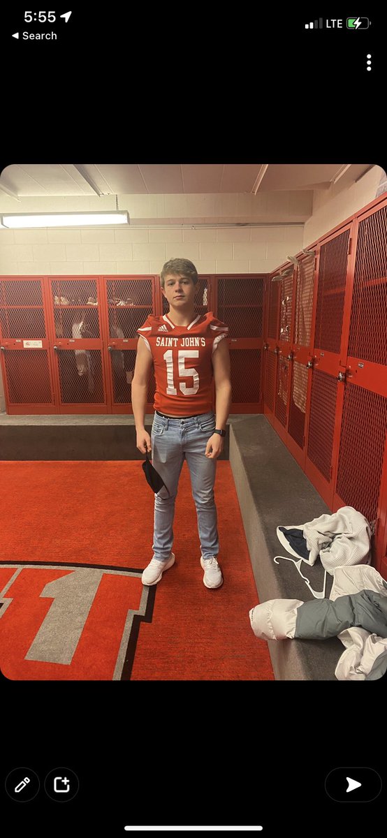 austin_bracket's tweet photo. After a great conversation and visit with @SJUFBCoachDumo I am blessed to receive an offer from Saint John’s University @SJUJohnnies @Johnnies_Video @SJUDefense https://t.co/KPvICEoCNg