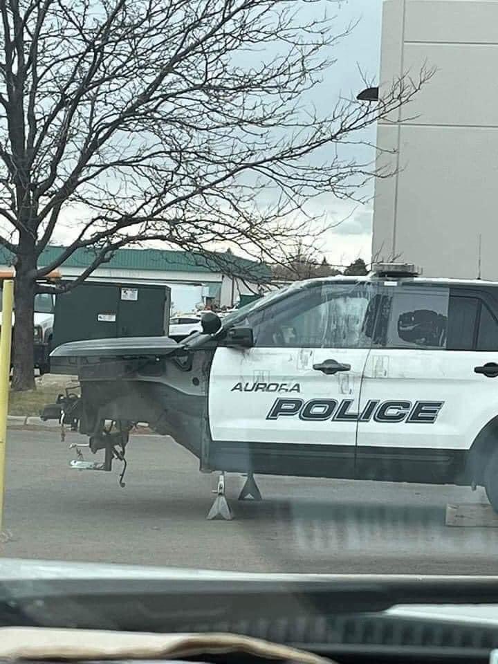 DenverChels's tweet photo. Hey @AuroraPD got any hints on how to avoid car theft these days? https://t.co/Gx3DPbyv3f