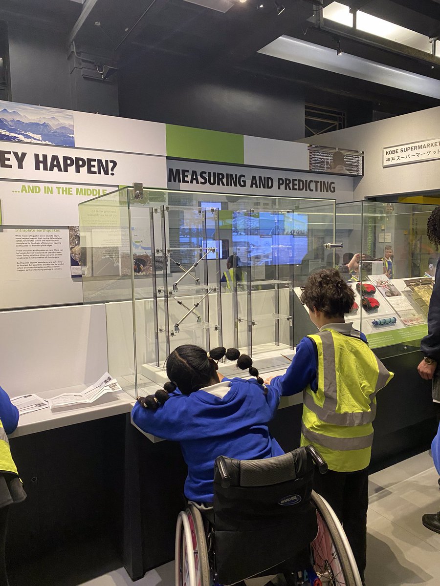 mr_waldon's tweet photo. #Year4 had the BEST time @NHM_London! We loved exploring the Earthquakes &amp; Volcanoes section, it was an amazing experience that enriched our geographical learning! @woodberrydownN4 @NewWaveFed https://t.co/gHYtYJ4xg3