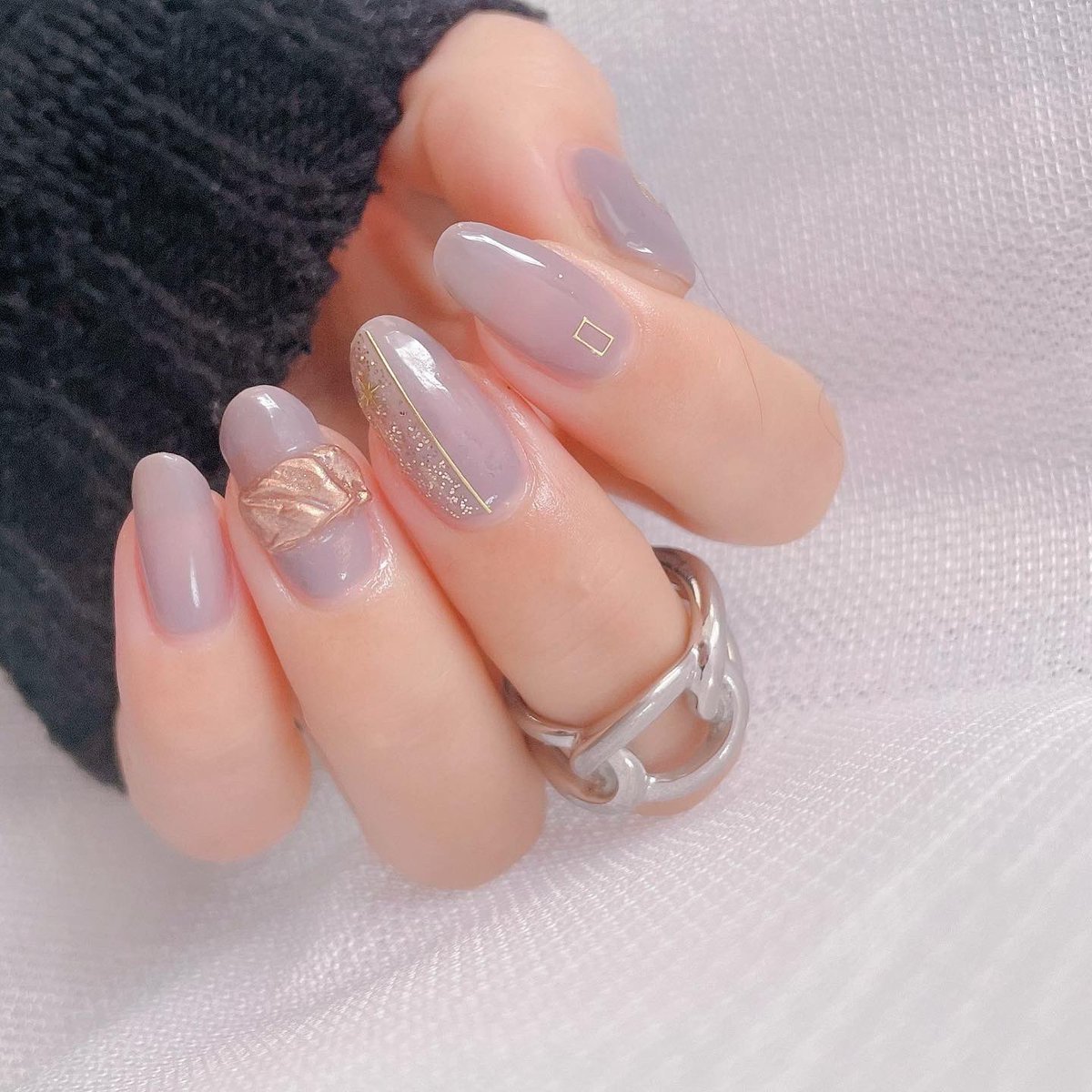 maruchan_nail's tweet photo. 1/28より発売予定の@HOMEI_nail の新色 #NE173 を使ってシンプルオフィスネイル♡時短×簡単ネイルばかりしてる\\\\ꐕ ꐕ ꐕ////
#セルフネイル #オフィスネイル #ウィークリージェル #セルフジェルネイル
❁⃘*.゚https://t.co/yz9Ace0aCL https://t.co/OOxtl7NpzG
