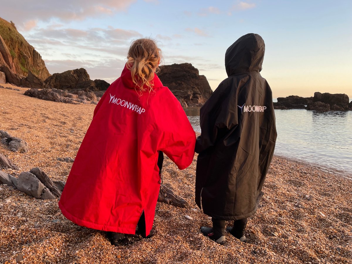 TinBoxTraveller's tweet image. New on the blog: our review of Frostfire Moonwrap changing robes and how they compare to the more expensive Dryrobe tinboxtraveller.co.uk/moonwrap-robe-… #changingrobe #outdoorfamily #getoutdoors