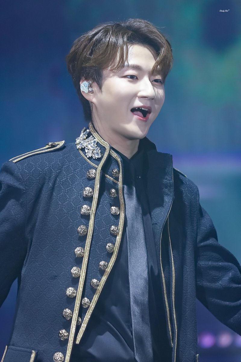220123
더 로얄 대구
#조민규 #포레스텔라 #FORESTELLA