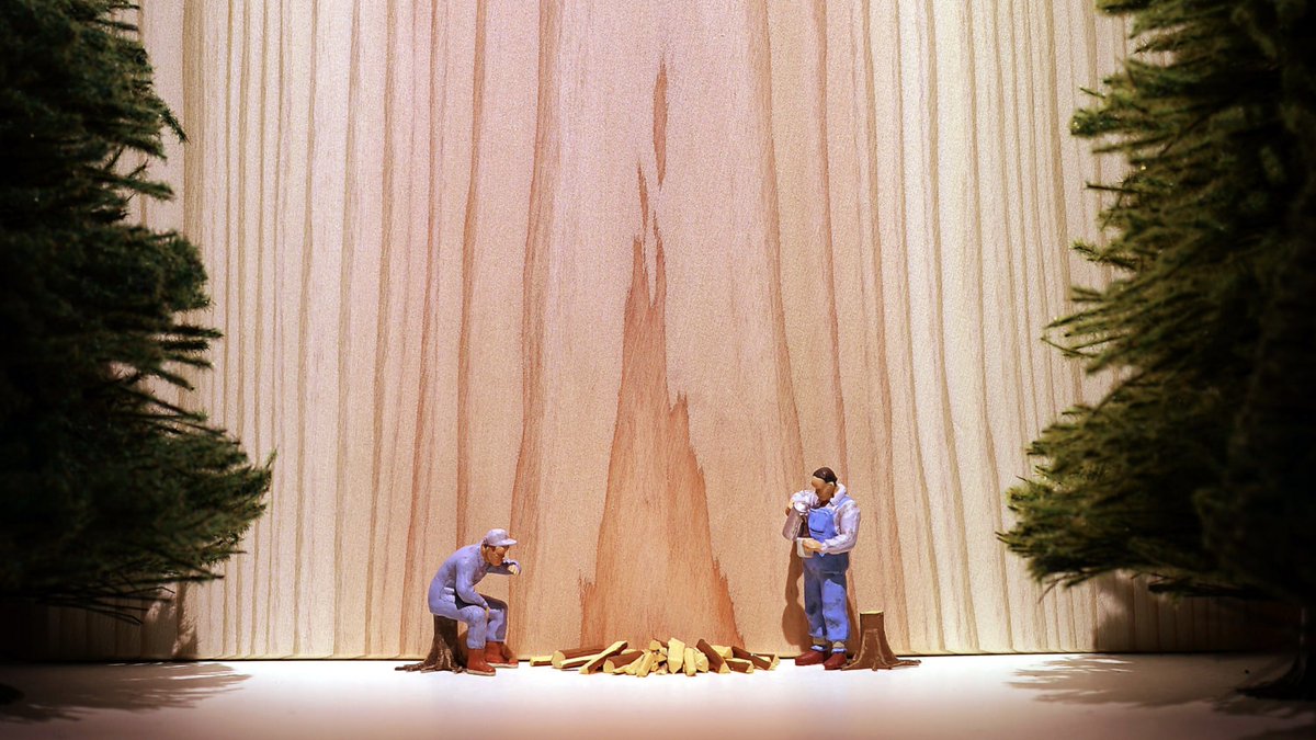 HugePaperInc's tweet photo. Huge encore! We love the creativity of exaggerated scale. To be one thing…you have to also know your #opposite. #TatsuyaTanaka is a miniature resemblance artist who began in 2011 creating art about everyday occurrences seen from a miniature perspective. 
https://t.co/KJtlj9Xwk8 https://t.co/EgSxVd3jct