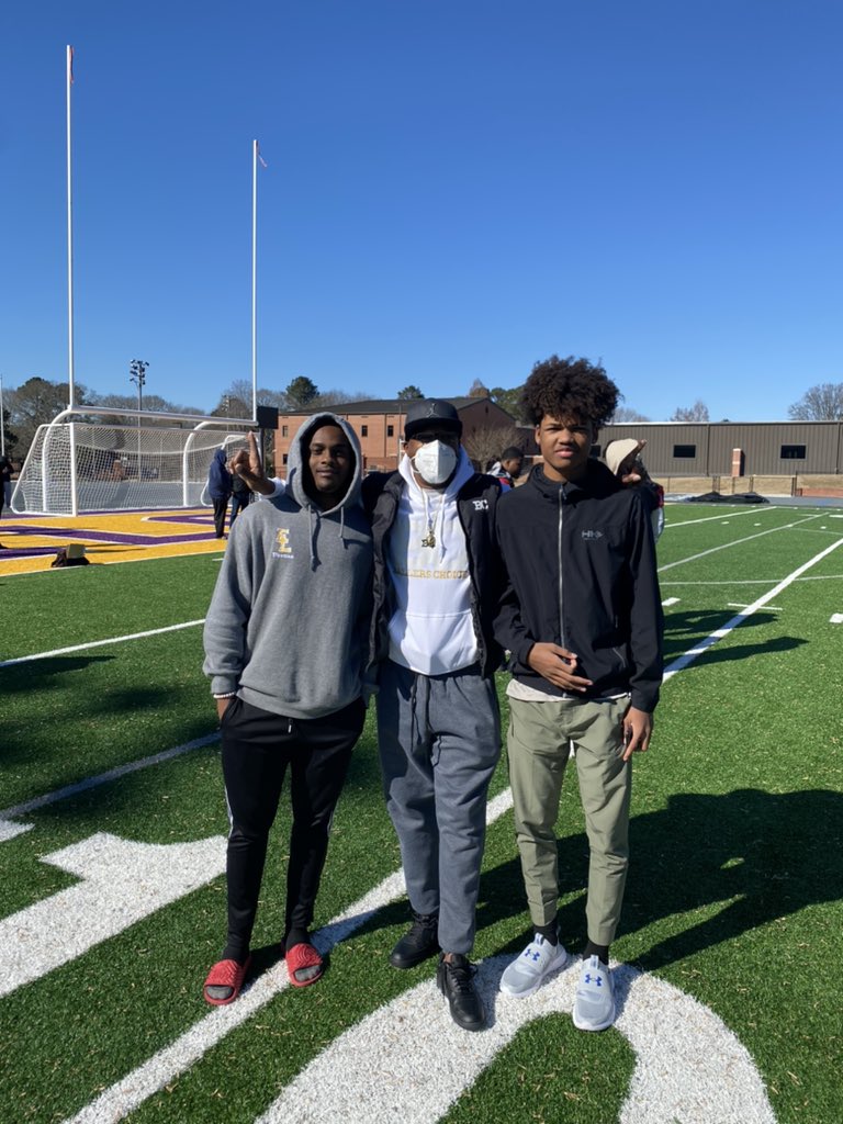 Had a great time meeting one of the pioneers <a href="/LemmingReport/">Tom Lemming</a> Thank you for what you do <a href="/GXAFOOTBALL/">GXA - Georgia Xcel Academy</a> <a href="/GxaTraining/">GXA Training</a> <a href="/BALLERSCHOICE1/">BALLERS CHOICE LLC</a> @EnloeClemons <a href="/HOTLISTCAMPS/">HotListMega Camps</a> <a href="/ca1ebhardy/">Caleb Hardy ➊</a> <a href="/Quentin_thomas5/">Quentin thomas</a>