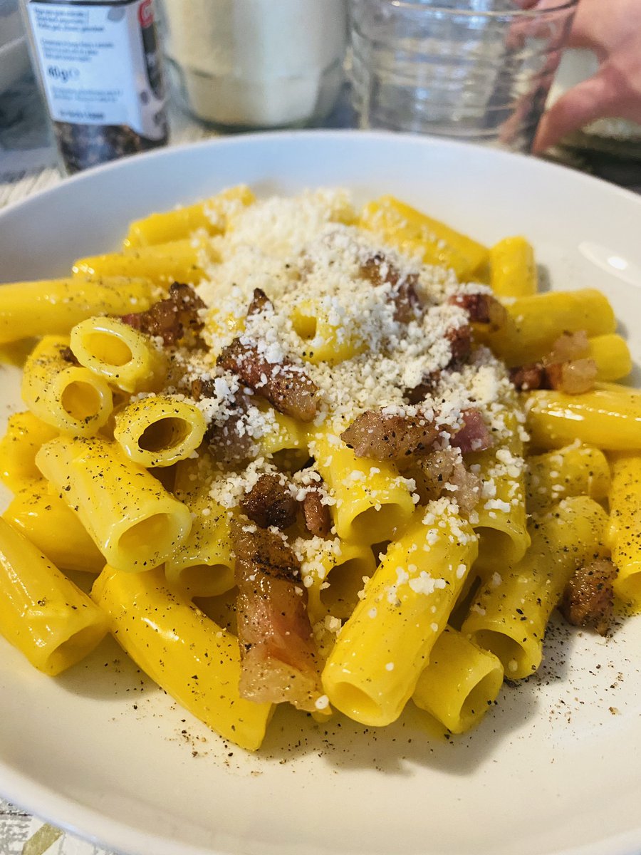 Striller_'s tweet image. Giusto per ricordare chi comanda