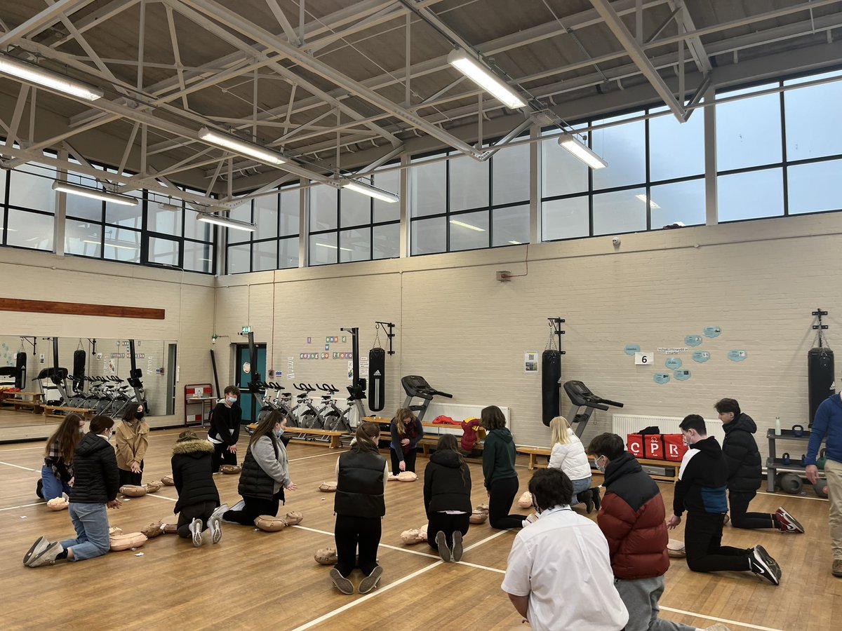 KatieClarkWales's tweet photo. Such a good morning teaching 120 6th form students @BroEdern to recognise cardiac arrest, call for help, do CPR & use a defib. Great to be able to deliver these sessions following covid guideance from @TheBHF & @ResusCouncilUK. #cprsaveslives #CPR #cpric #cprincymru https://t.co/wlTKT1RDYY