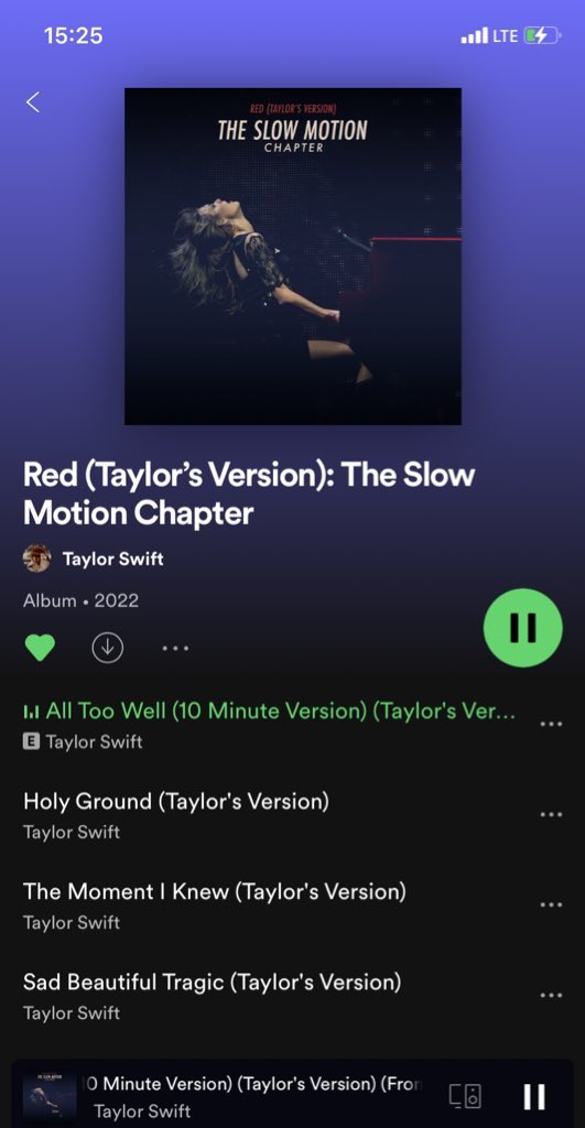 butwhatcanitay's tweet photo. @taylornation13 in RED lipstick 🥺💄 #SlowMotionChapter https://t.co/aZMff9rGAk