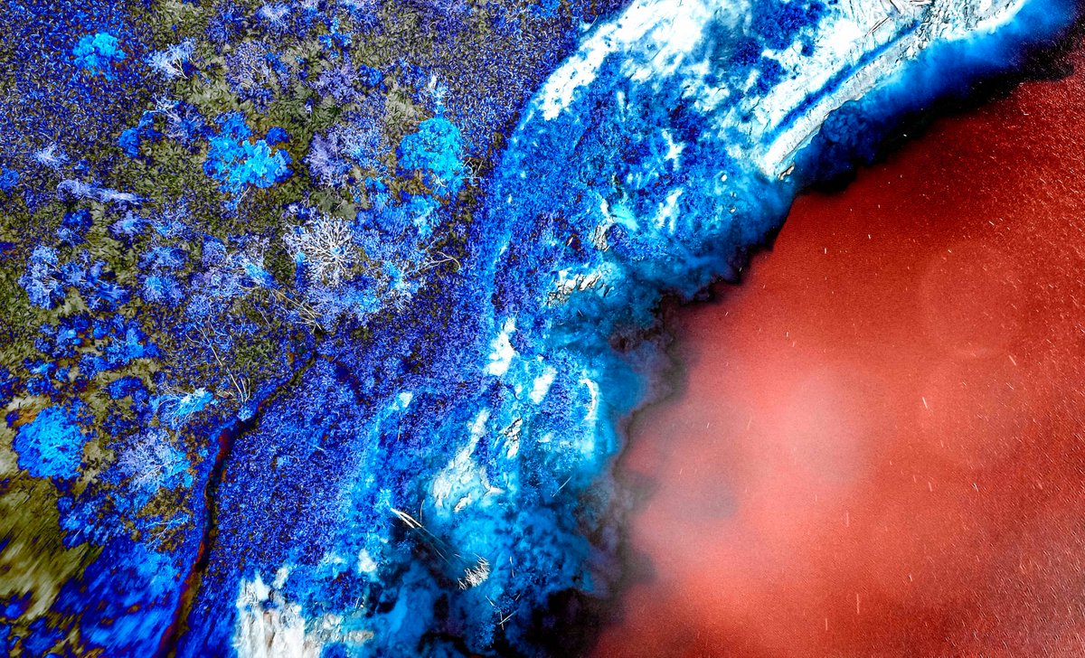 Aniltprabhakar's tweet photo. Bleeding Of The Earth Back to Live on blockchain 

Bleeding of the Earth is a conservation project that I brought here to engage with the NFT world in order to emphasize an idea that will evoke people to understand the necessity of environmental protection.
🧵
#nftphotography https://t.co/oVQslv1EQ7