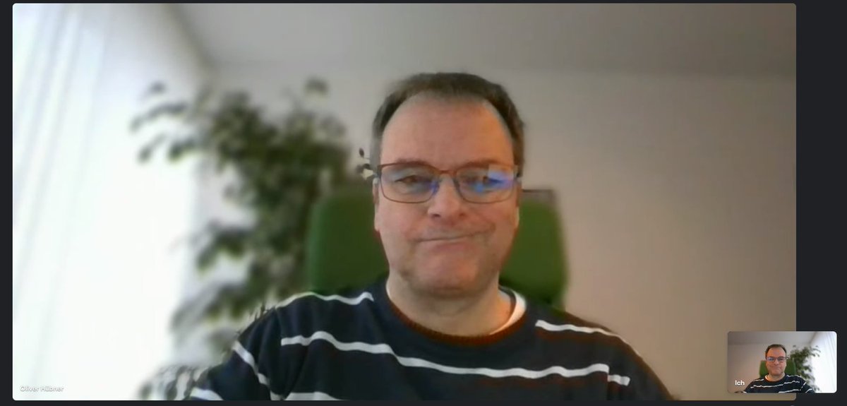 Voll im Trend: Zoommeeting mit mir selbst. #digitaleTrends #homeoffice