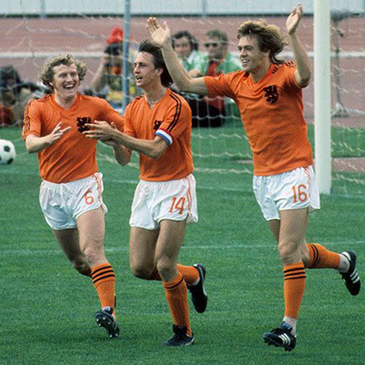 Celtic1967_com's tweet photo. "Wim Jansen is one of only four men in the world worth listening to when they talk about football." - Johan Cruyff https://t.co/sd63YHiAkE