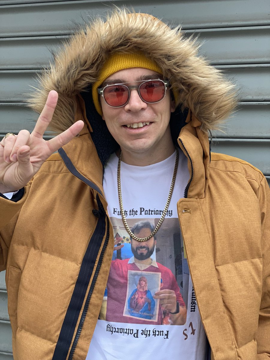 Ariel (@arieljrubin) on Twitter photo @gabrielboric <a href="/taylorswift13/">Taylor Swift</a> <a href="/Damonalbarn/">Damon Albarn</a> me and my friends made a shirt. all proceeds went to <a href="/AlOtroLado_Org/">Al Otro Lado</a>. Can we send you one? Hugs from the north Gabriel @gabrielboric <a href="/taylorswift13/">Taylor Swift</a> <a href="/Damonalbarn/">Damon Albarn</a> me and my friends made a shirt. all proceeds went to <a href="/AlOtroLado_Org/">Al Otro Lado</a>. Can we send you one? Hugs from the north Gabriel