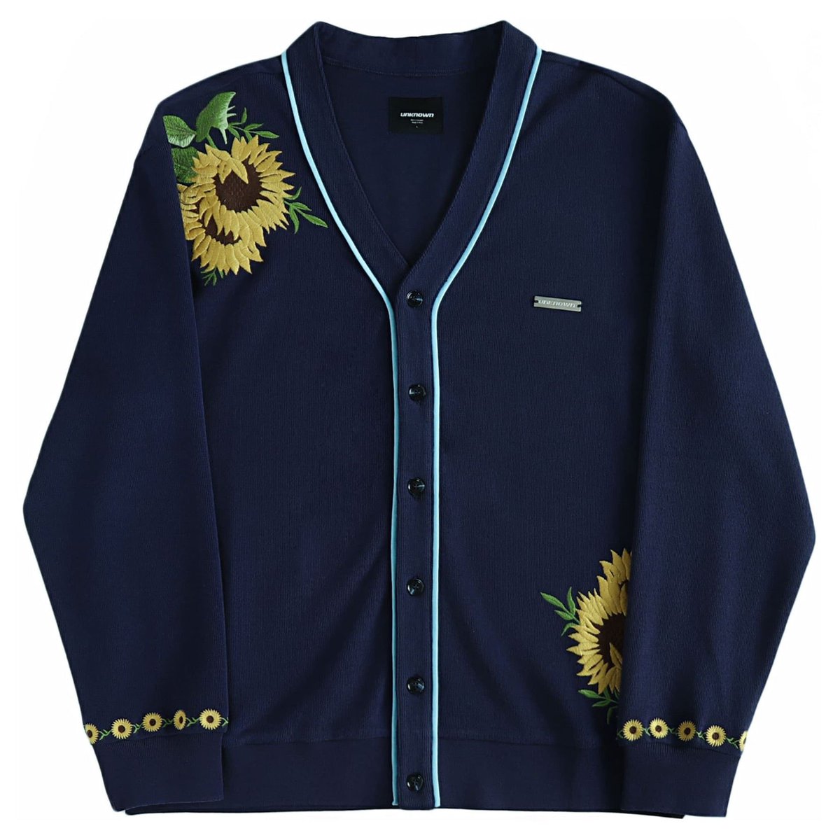 supplier_jp's tweet photo. 完売していたunknownの商品が少量RESTOCK！
unknownのカーディガンって今となっては中々レアじゃないですか？笑
これはもう市場に出てこないと思います😇

🛒https://t.co/cI90hKKH37 https://t.co/Iqsl1qck5F