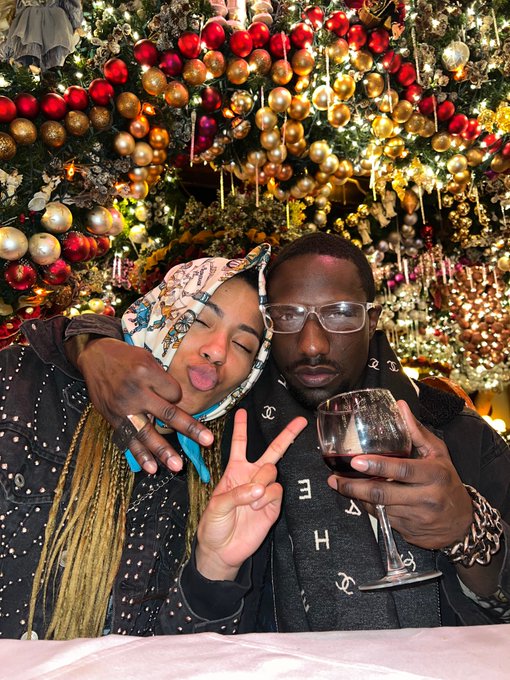 𝕻𝖚𝖘𝖘𝖎𝖌𝖆𝖑𝖔𝖗𝖊 🐬🦈💦 https://t.co/uLZiTWi7OW