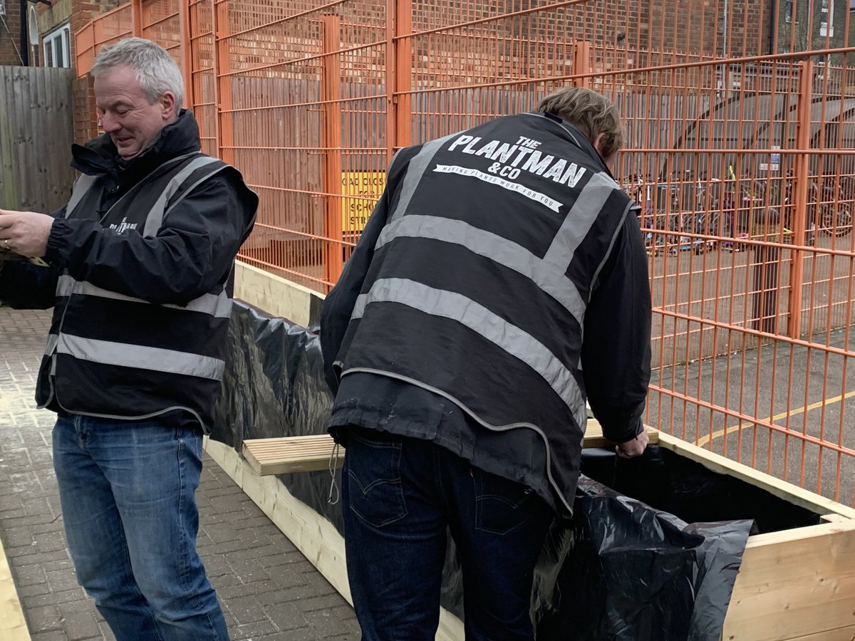 Hitherfield Primary (@hitherfield15) on Twitter photo We are delighted that <a href="/Londonsplantman/">Darren Stobbart</a> are installing our new green screen to the Leigham Vale fence. Thank you <a href="/lambeth_council/">Lambeth Council</a> <a href="/LSPLambeth/">Lambeth Schools Partnership</a> We are delighted that <a href="/Londonsplantman/">Darren Stobbart</a> are installing our new green screen to the Leigham Vale fence. Thank you <a href="/lambeth_council/">Lambeth Council</a> <a href="/LSPLambeth/">Lambeth Schools Partnership</a>