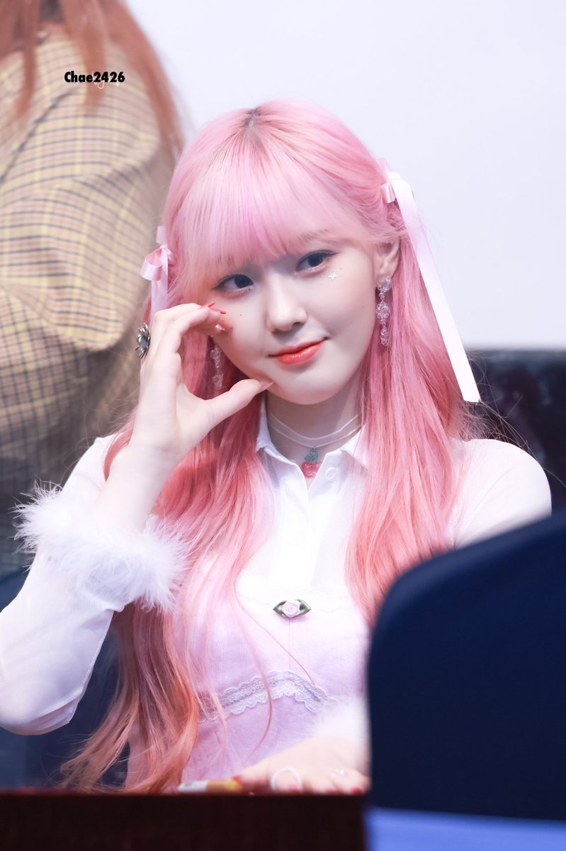 chae2426_ tweet media