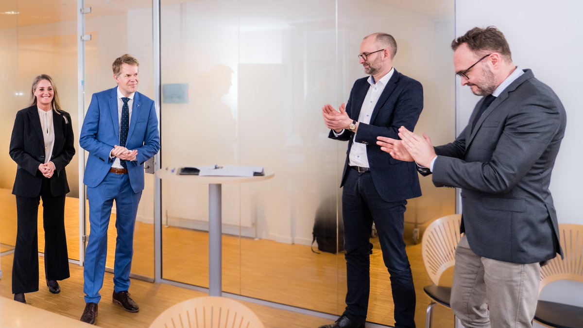 Today we made history by signing the agreement for Thor along with <a href="/RWE_AG/">RWE AG</a>. This marks an important transition for offshore wind, as the Danish state now will receive payments from instead of giving aid to the constructor. We look forward to the cooperation.  
#dkbiz #dkgreen
