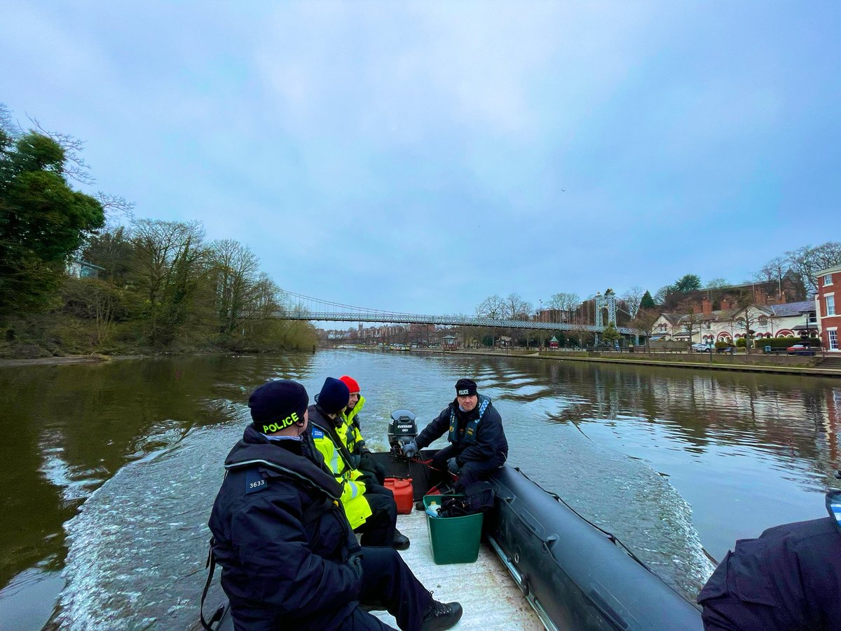NWPoliceDivers's tweet photo. Today we’ve assisted @cheshirepolice’s Rural Crime Team with #OpLake targeting the illegal fishing/poaching of Elvers from the River Dee. This operation is coordinated by @Europol right across Europe. #environmentalcrime #ruralcrime #policedivers #joblikenoother #marinepolicing https://t.co/elZuFBNwED
