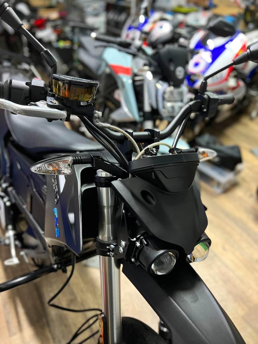 evmirai's tweet photo. 100V充電。
#ZeroFXS https://t.co/4m4qnRFHQd