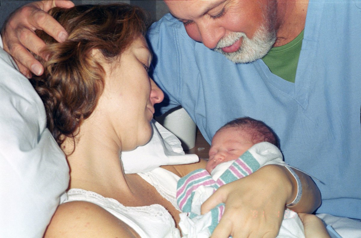 celinedion's tweet photo. Bonne fête René-Charles ! Amuse-toi mon homme… On t’adore! T.V.E.C. - Papa, Maman, Nelson et Eddy xx…
 
Happy Birthday René-Charles! Have fun my darling… We adore you! T.V.E.C. - Dad, Mom, Nelson and Eddy xx… https://t.co/PtcDdcg2Kr