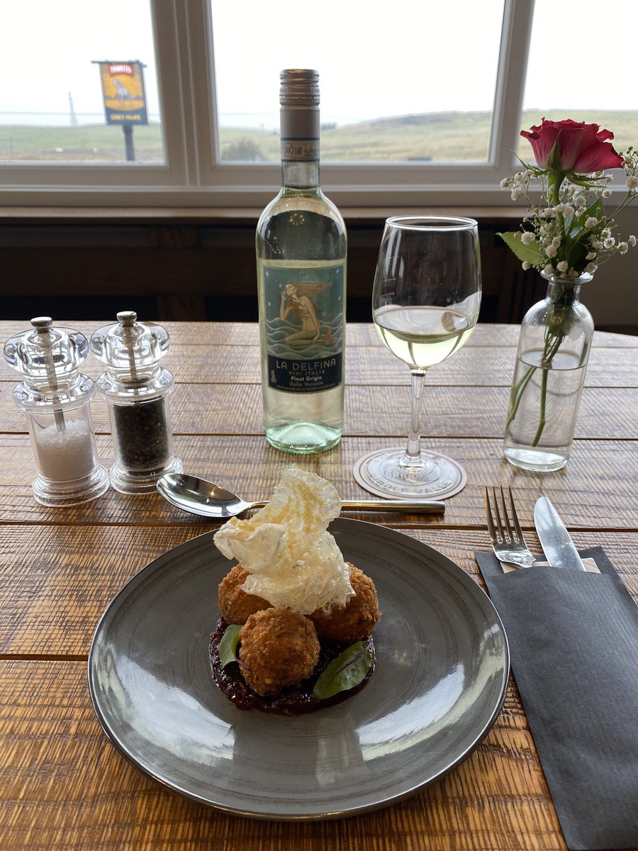 the_grey_mare_'s tweet photo. Who’s joining us for dinner tonight? 💛
Come and try chefs homemade black pudding beignets…served on chilli jam with puffed pork-delicious. Reserve your table 📞01254 53308 or book via our website https://t.co/dpvhy6xXtj #lancashirepubfood #greathospitality #tablewithaview https://t.co/09uEhxV31h