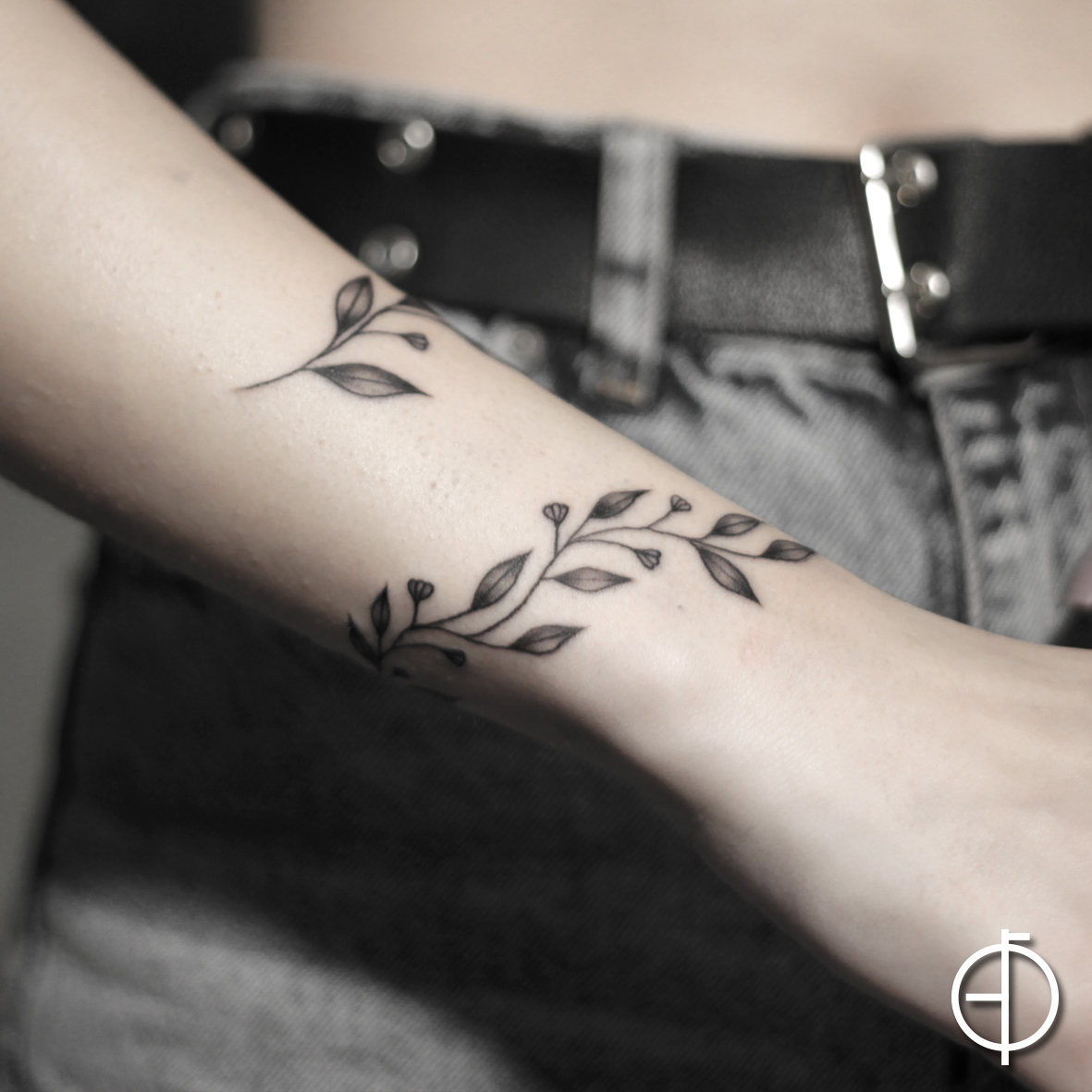 Ivy Tattoos  Tattoo Designs Tattoo Pictures