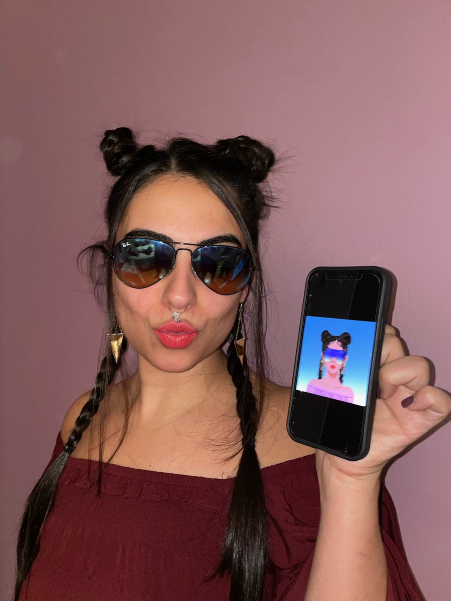 Cceeceeeeee's tweet image. So I heard we were turning into our crypto chicks. 99 RTs and i&apos;ll walk out of my house looking like my crypto chick everyday and document it  @Crypto__Chicks #wgmi #womeninNFTs #CCarmy