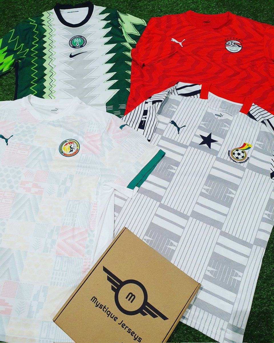 MystiqueJerseys's tweet photo. ⏰ Giveaway ⏰

If Senegal 🇸🇳 &amp; Mane advance to the next stage of the #AFCON2021

Someone will win a free Mystery Football Jersey! 👕❓📦

🔄 Retweet &amp; follow to enter https://t.co/RPLWhR7Tg3