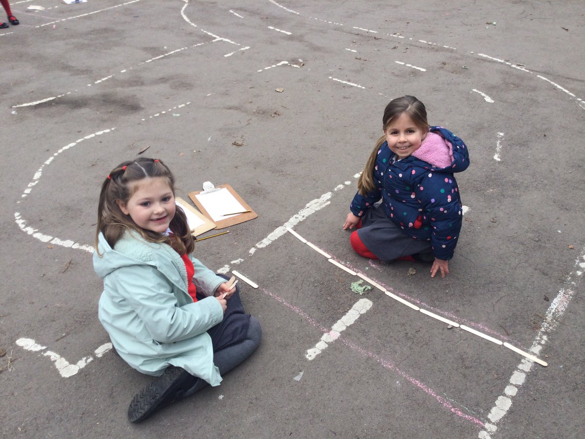 standrewsmajor's tweet photo. Measuring in year 1 #SAMsy1 #SAMsnumeracy https://t.co/I97z8uNdBb
