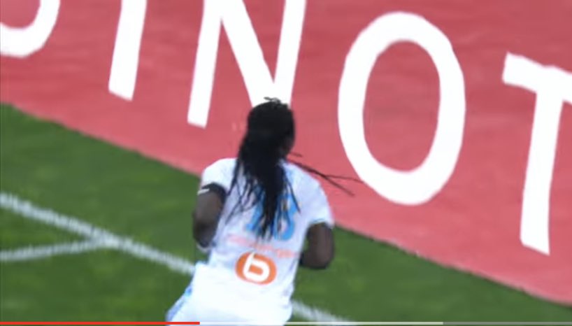 RKN42_'s tweet photo. Et vous voulez ce sale chien dans notre club ? Gomis tu ne seras PLUS JAMAIS le bienvenu à Geoffroy Guichard, encore moins avec le maillot vert. https://t.co/shSGGHUkmE