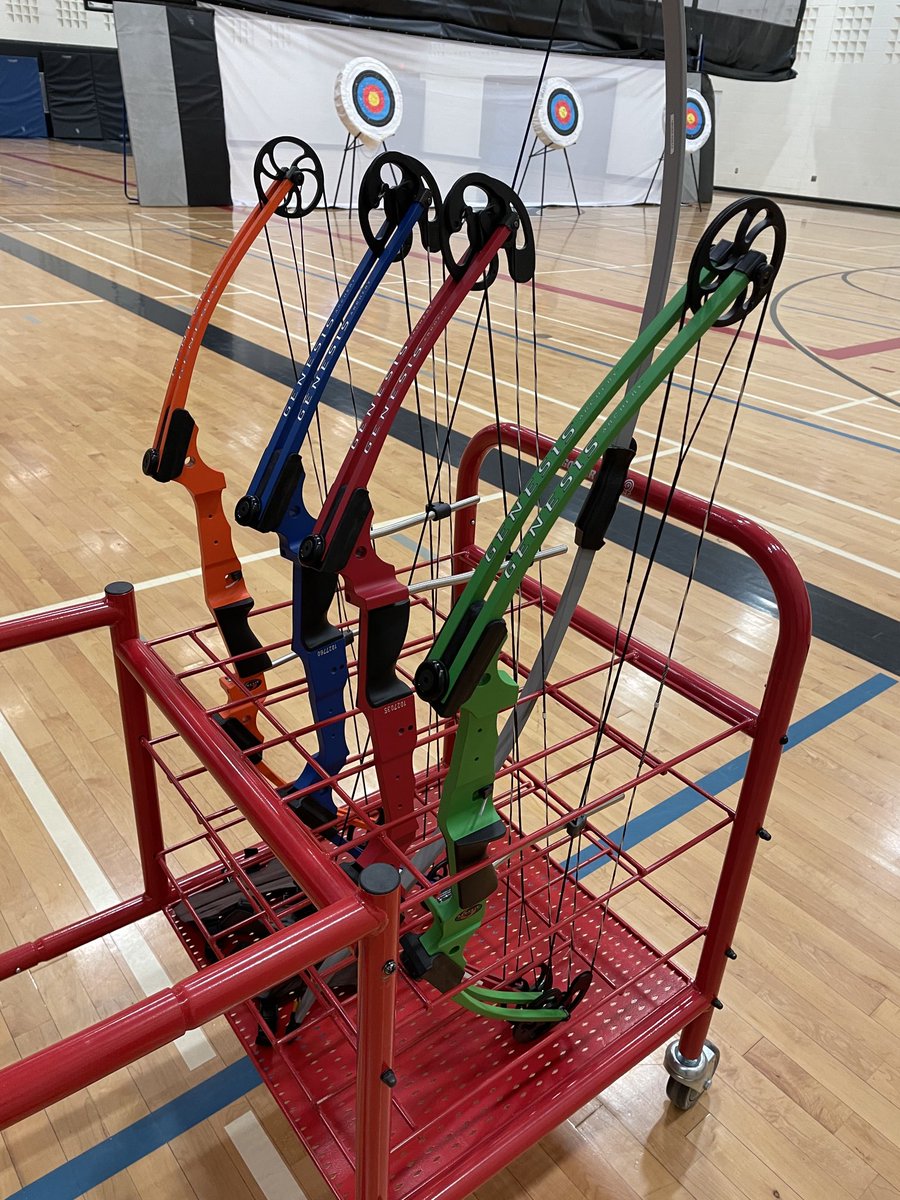 gostaraiders's tweet photo. It’s #Archery week here ⁦@STAOakville⁩ in #PhysEd … happy to have this amazing equipment and our Outdoor Ed teacher ⁦@Alderson36⁩ share his expertise with our grade 9 classes 🏹 🎯 https://t.co/0KkO7VgjaZ