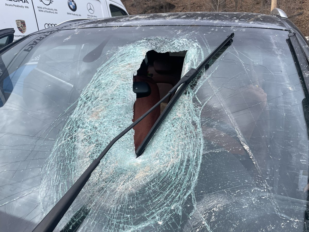 AbbeyNBCBoston's tweet photo. Unbelievable. Leonard Brown has only a scrape on his wrist after a piece of concrete fell of the I-93 overpass in #Somerville and went flying through his windshield. @nbc10boston https://t.co/fB6kCjKdU5