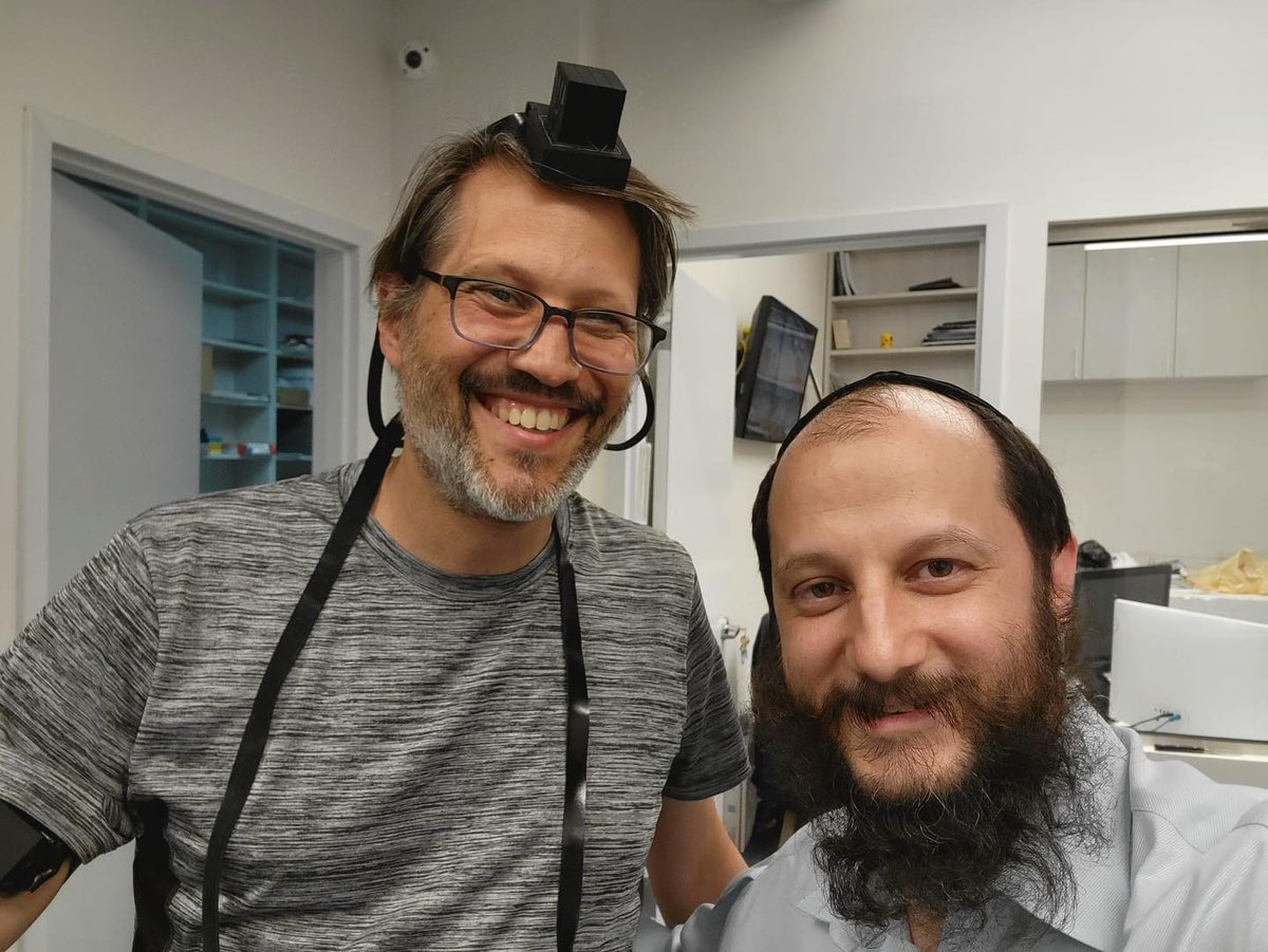 RabbiVigler's tweet photo. Best Way to Start the Day ✡️
Did you wrap yet?
#tefilin #tefilinwrap #tefilinpower #doamitzvah #mitzvah #pray #chabadic https://t.co/RQReVxa4fa