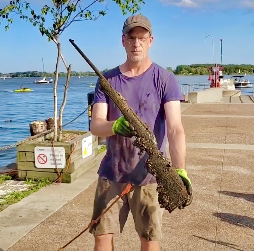 sludgepirates's tweet photo. Magnet Fishing: Check out THIS GUN CATCH!! A Winchester rifle!! https://t.co/zelQvP5xes

#sludgepirates #gun #rifle #Winchester #magnetfishing #treasurehunting #cancon #canadiancontent #treasurehunter #adventure #fishing #hobby #toronto #crime https://t.co/ISUSGIUycI