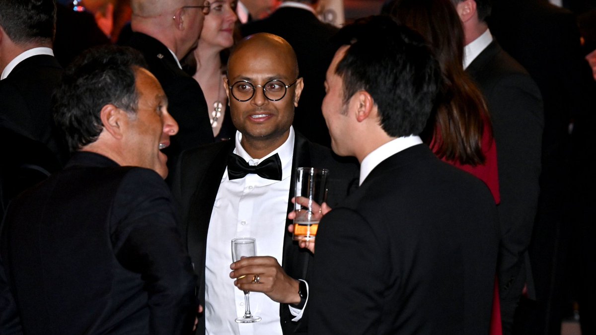 BCO_UK's tweet photo. This time last week we got to see all of your faces again at the 2022 BCO Annual Dinner.
The photos from the evening are now live! View them all here: https://t.co/gsO85luiRu
@weareWDI @TroupBywaters @ndygroup
#bcodinner #bcoannualdinner #workplace #networking #bcoevents https://t.co/WbEJV4QO5X